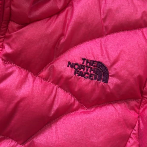 The North Face reversible pink/purple jacket, Girls L - Picture 3 of 11